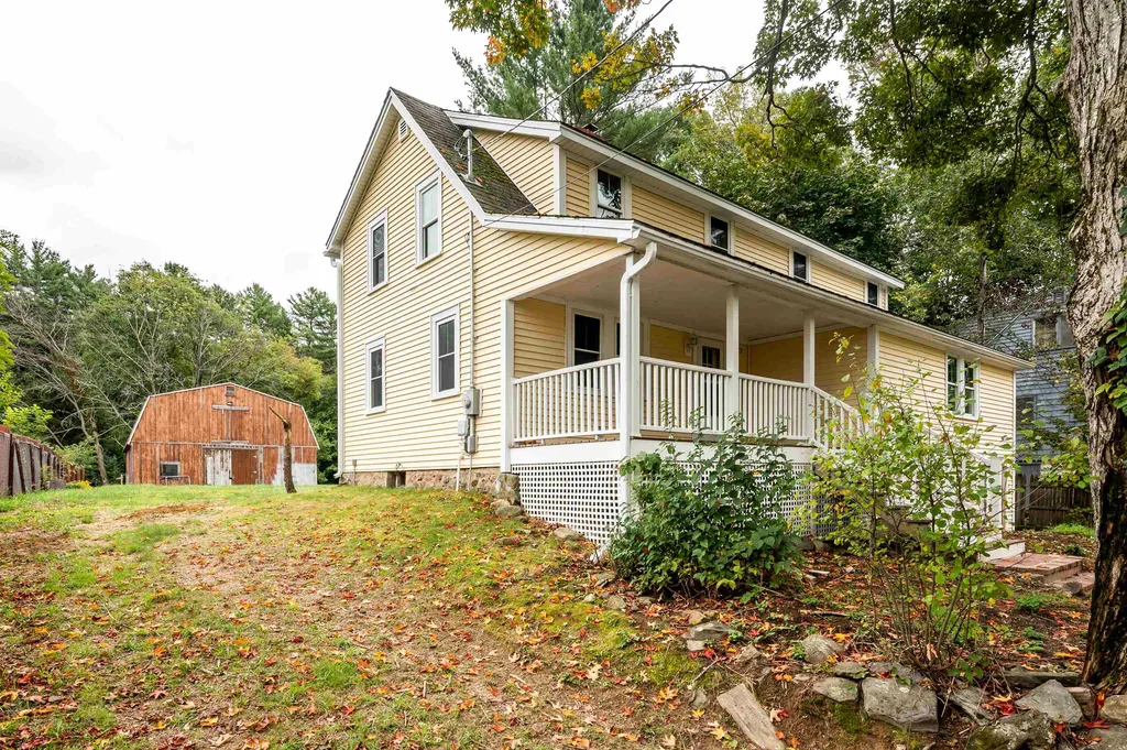 39 Town Hall Road Madbury NH 03823