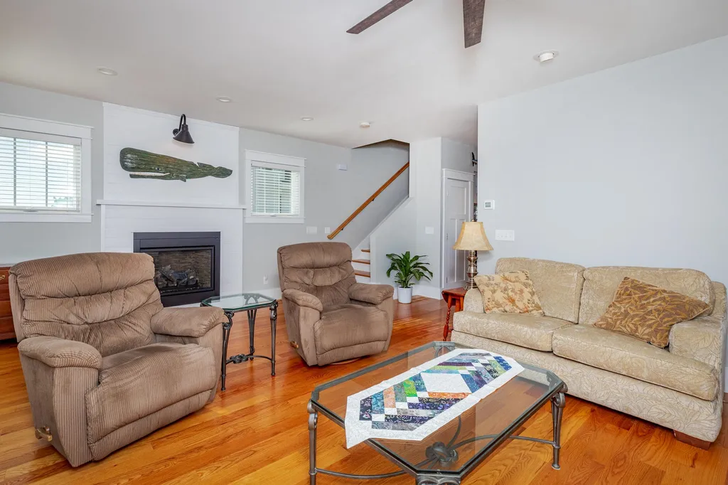 6 Cora Avenue Hampton NH 03842