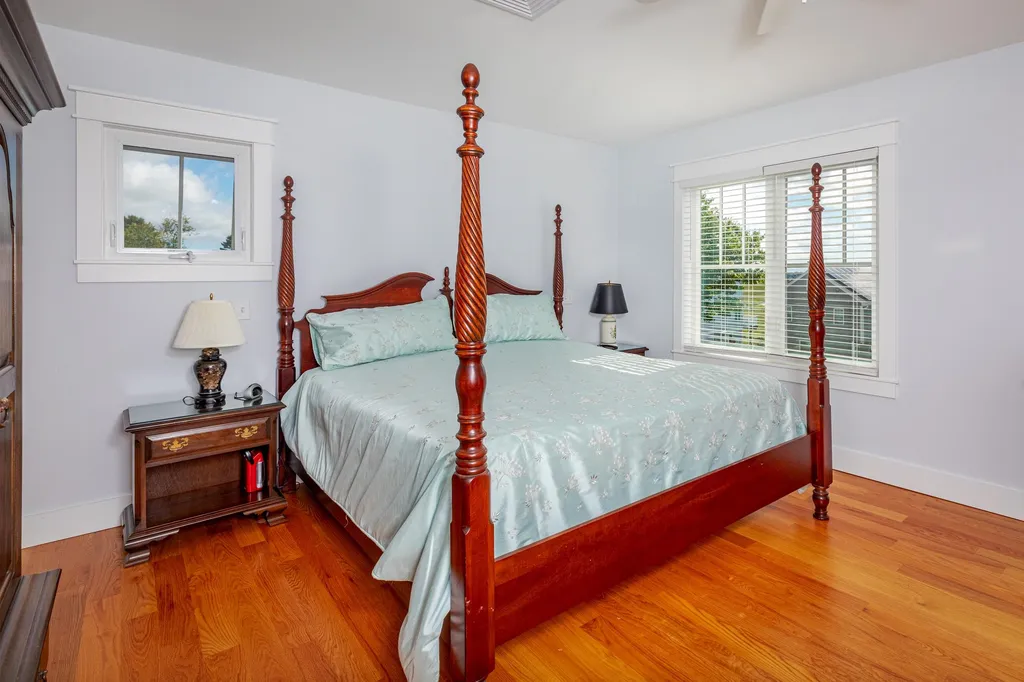 6 Cora Avenue Hampton NH 03842