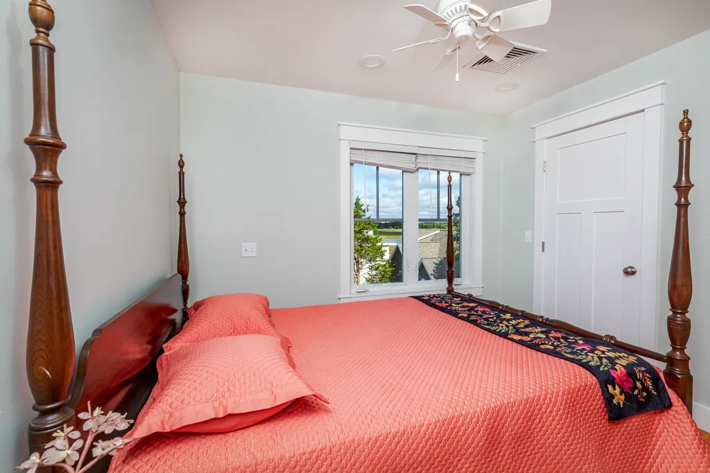 6 Cora Avenue Hampton NH 03842