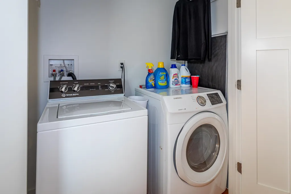 6 Cora Avenue Hampton NH 03842