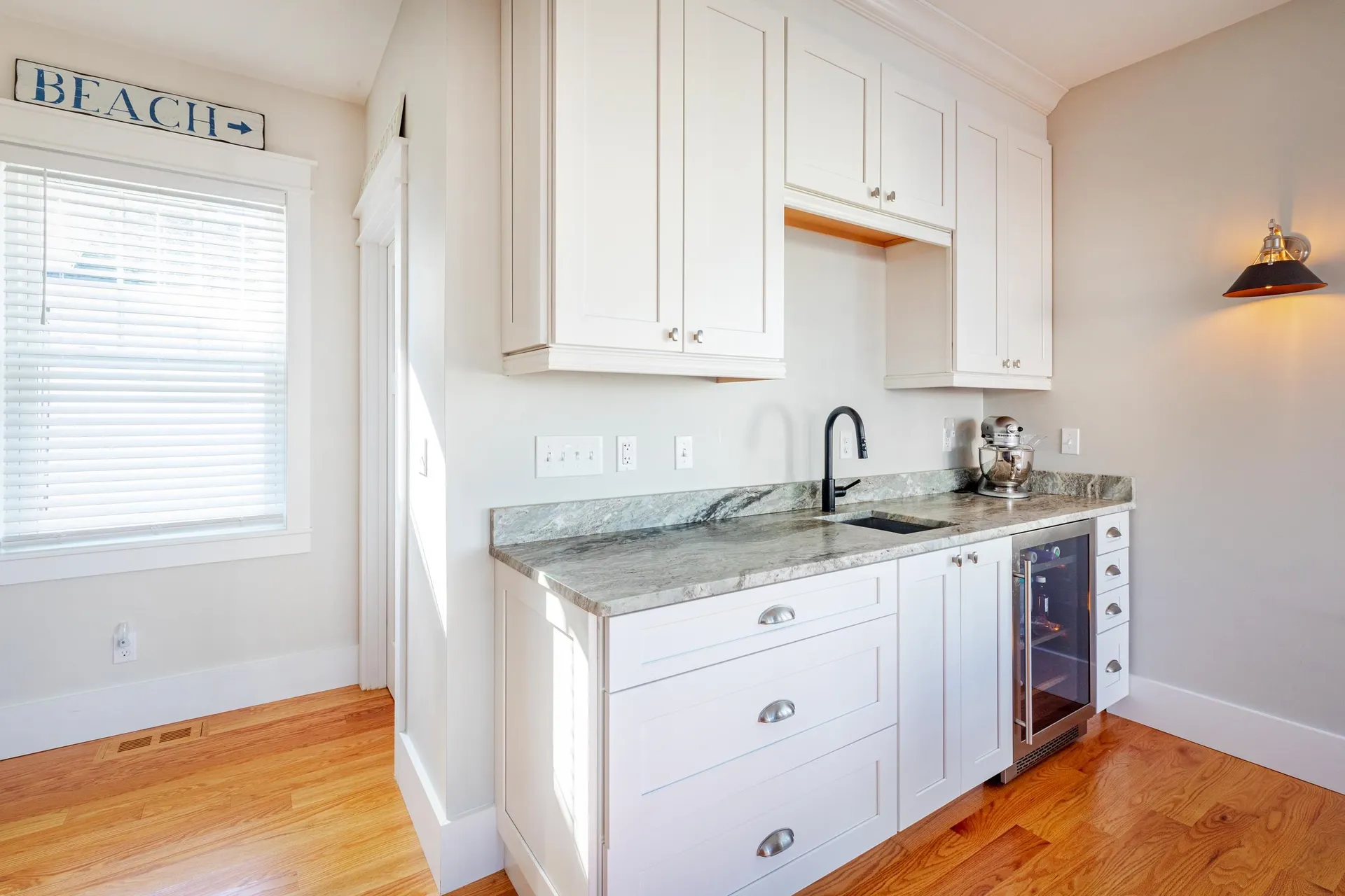 6 Cora Avenue Hampton NH 03842