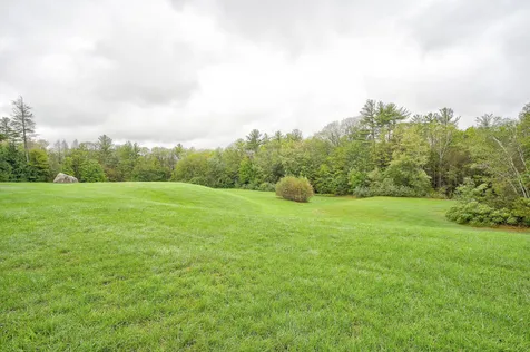 22 Northbrook Circle Conway NH 03860