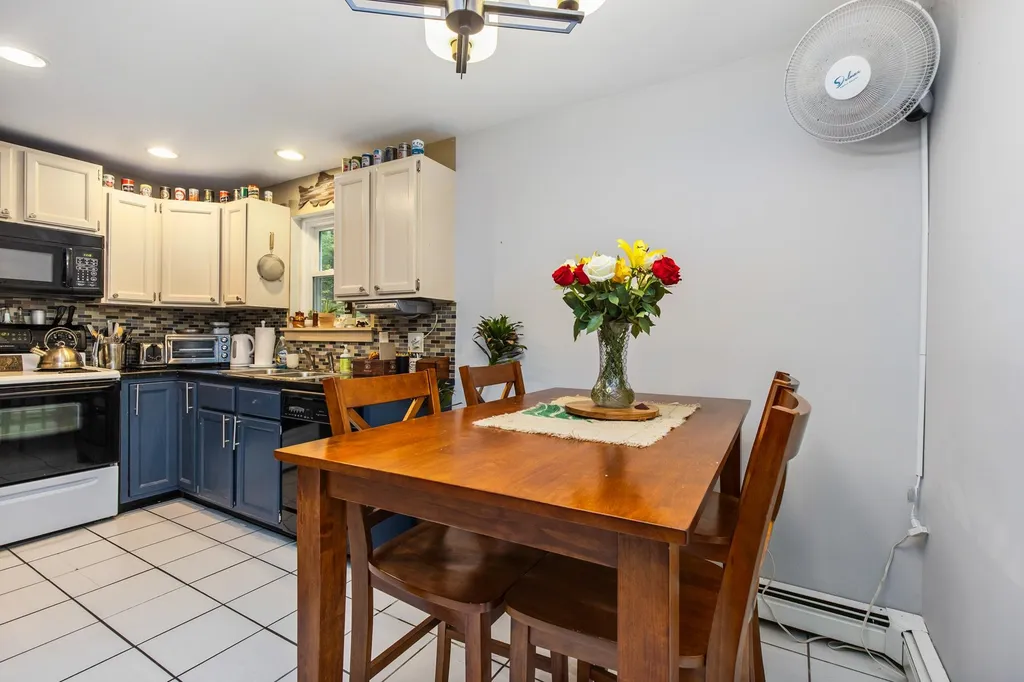 11 Patriots Lane Eliot ME 03903
