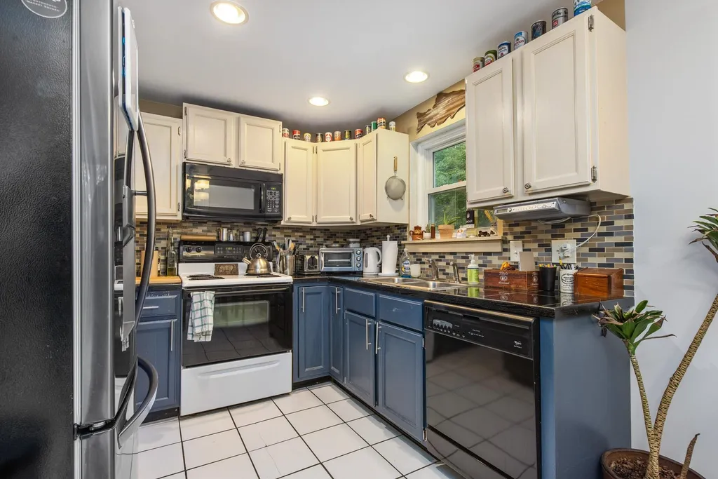 11 Patriots Lane Eliot ME 03903