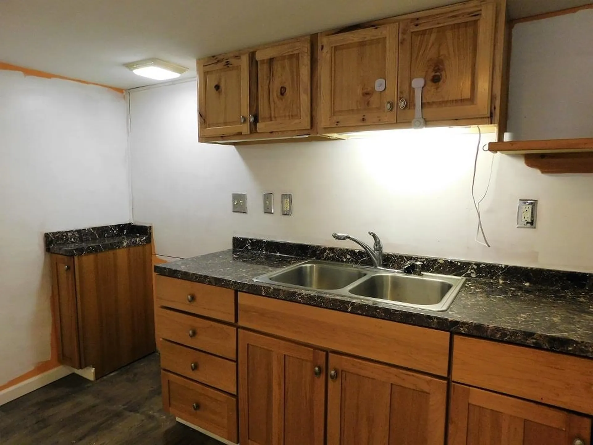 82 Garrity Road Lee NH 03861