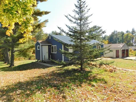 82 Garrity Road Lee NH 03861