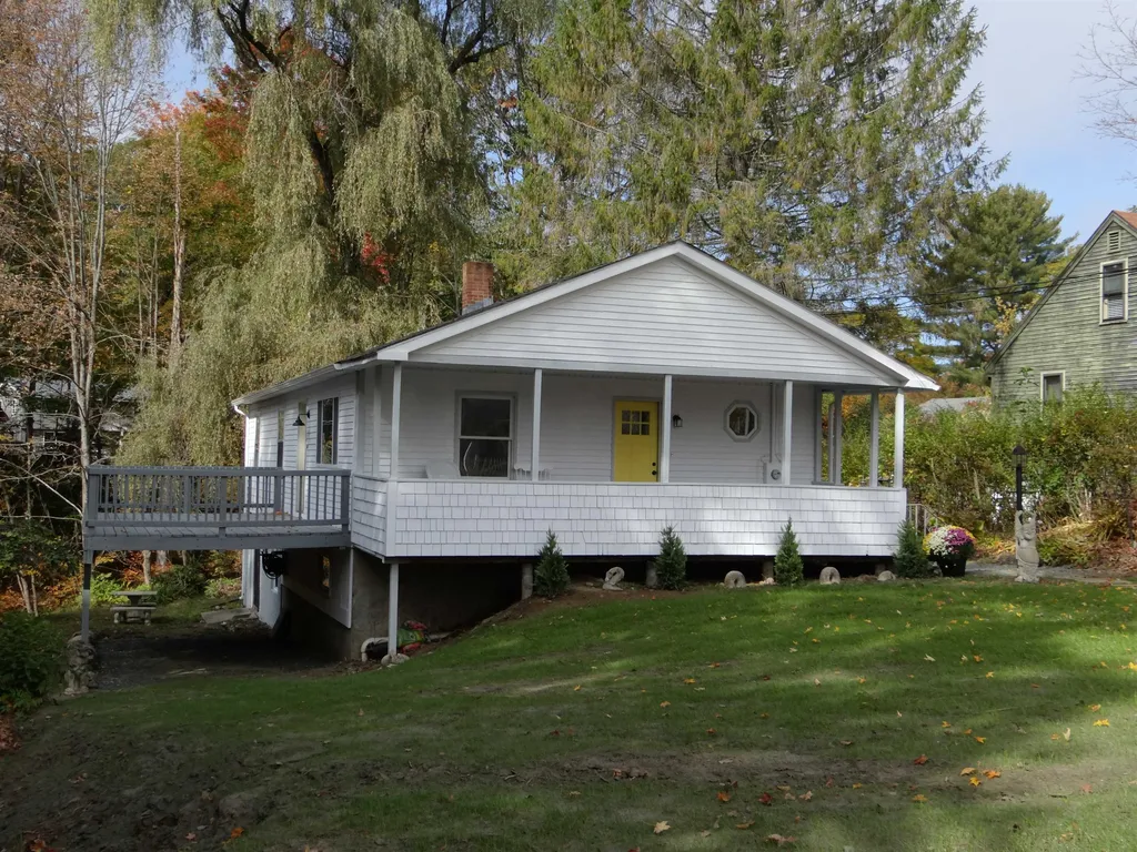 103 Albert Street Hartford VT 05001