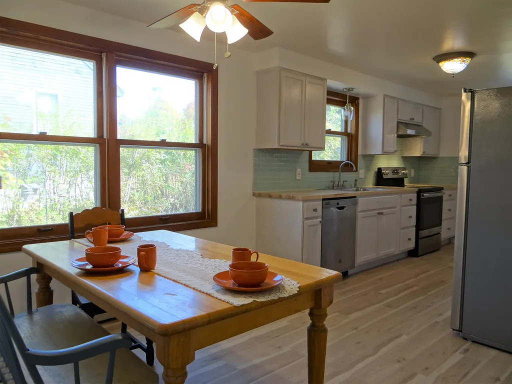 103 Albert Street Hartford VT 05001