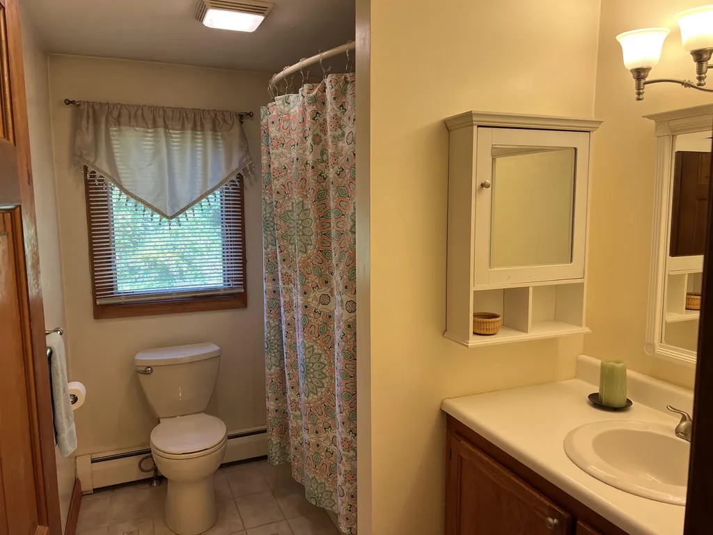 33 Meetinghouse Road Merrimack NH 03054