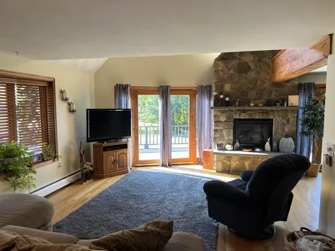 33 Meetinghouse Road Merrimack NH 03054