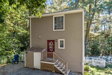 7 Becker Street Manchester NH 03102