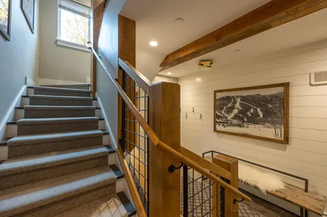 34c Sterling Lane Stowe VT 05672