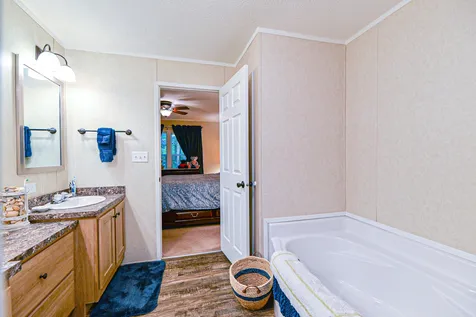 13 Sullivan Drive Allenstown NH 03275