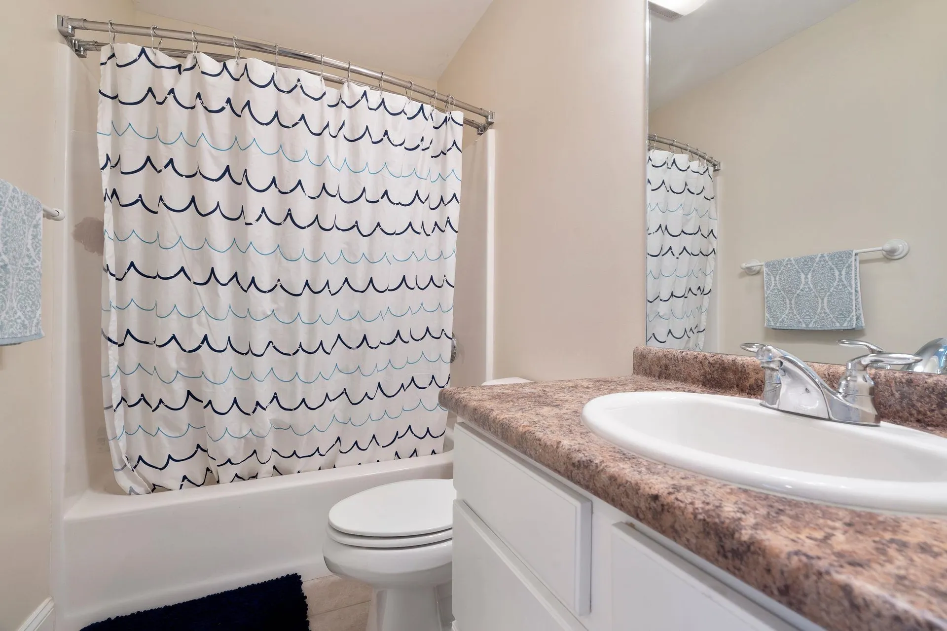 25 Lilac Lane Newmarket NH 03857