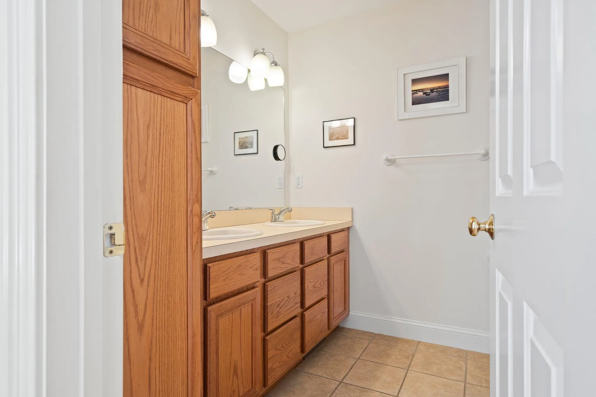 25 Lilac Lane Newmarket NH 03857