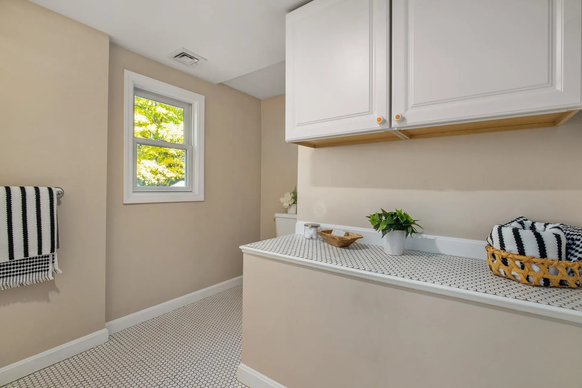 546 Sagamore Avenue Portsmouth NH 03801