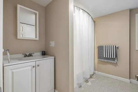 546 Sagamore Avenue Portsmouth NH 03801