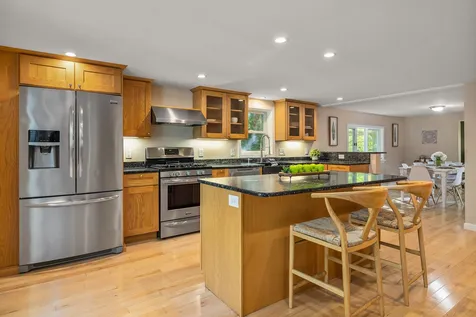 546 Sagamore Avenue Portsmouth NH 03801