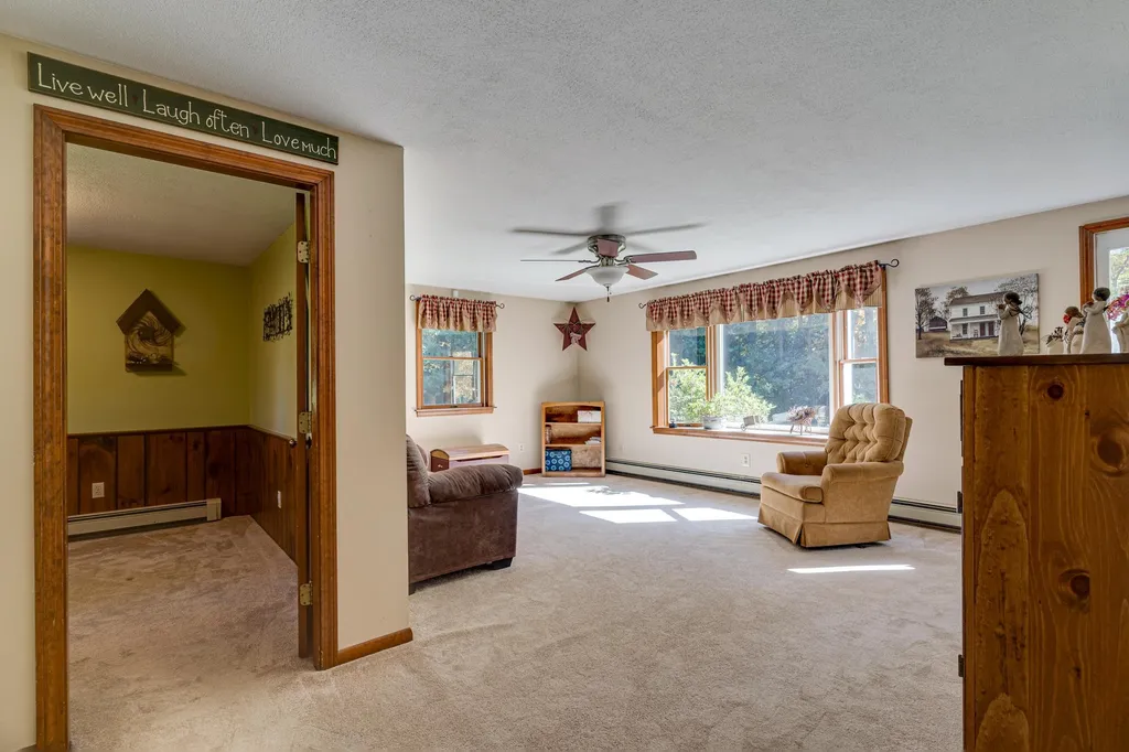 47 Tebbetts Road Rochester NH 03867