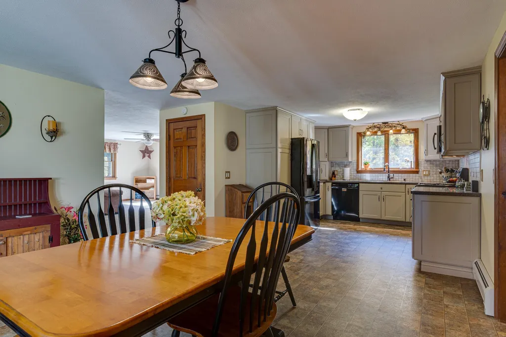 47 Tebbetts Road Rochester NH 03867