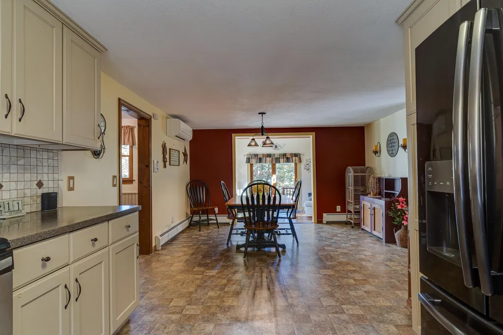 47 Tebbetts Road Rochester NH 03867