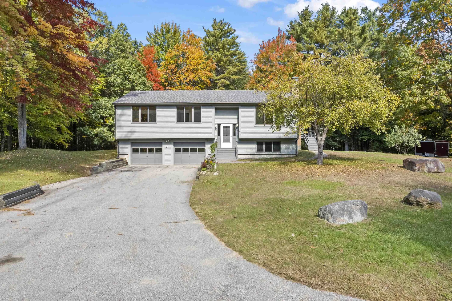 10 Taschereau Drive Mont Vernon NH 03057-1400