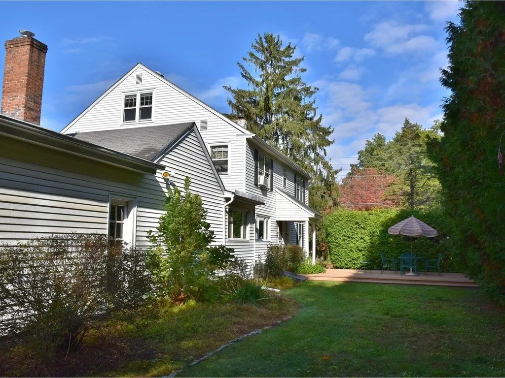 6 Crescent Road Burlington VT 05401