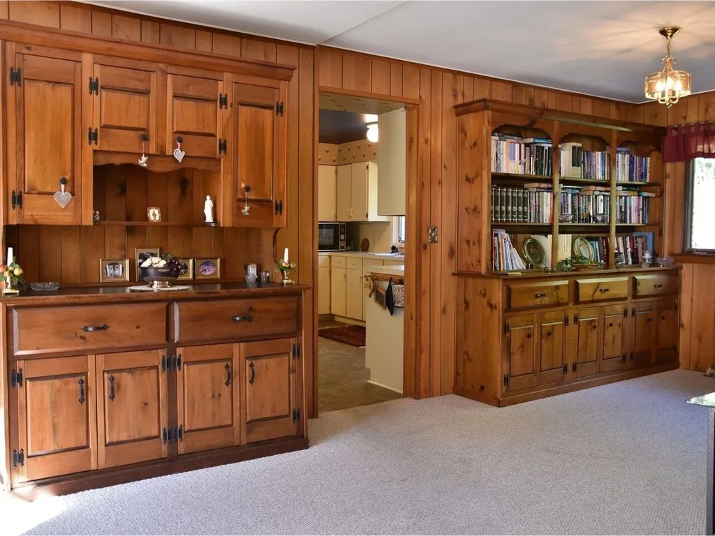 6 Crescent Road Burlington VT 05401