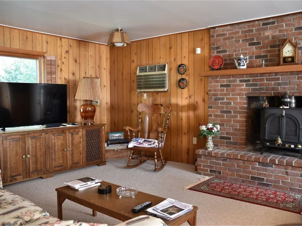 6 Crescent Road Burlington VT 05401