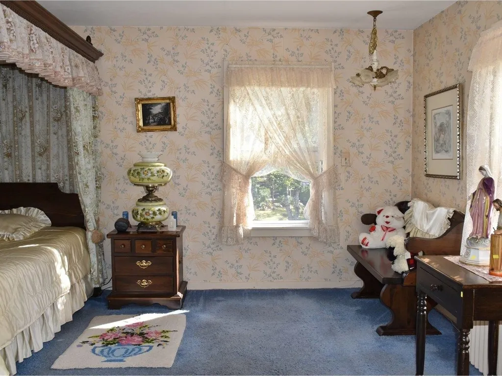 6 Crescent Road Burlington VT 05401