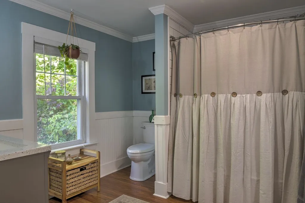 6 Fox Avenue Keene NH 03431