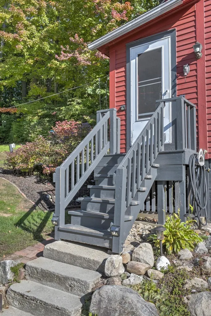 6 Fox Avenue Keene NH 03431