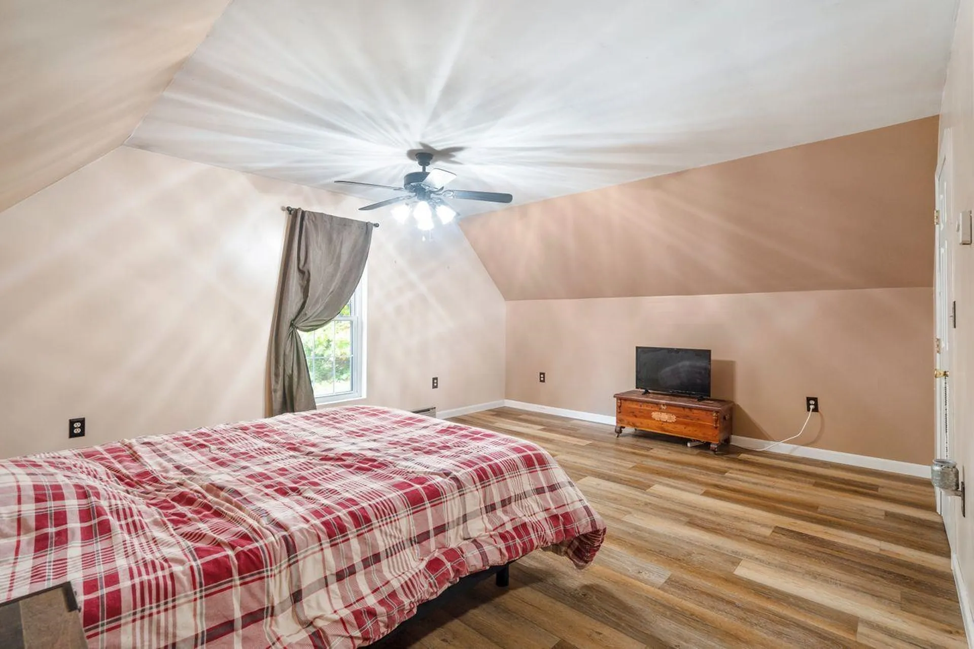87 Garney Road Brookfield NH 03872