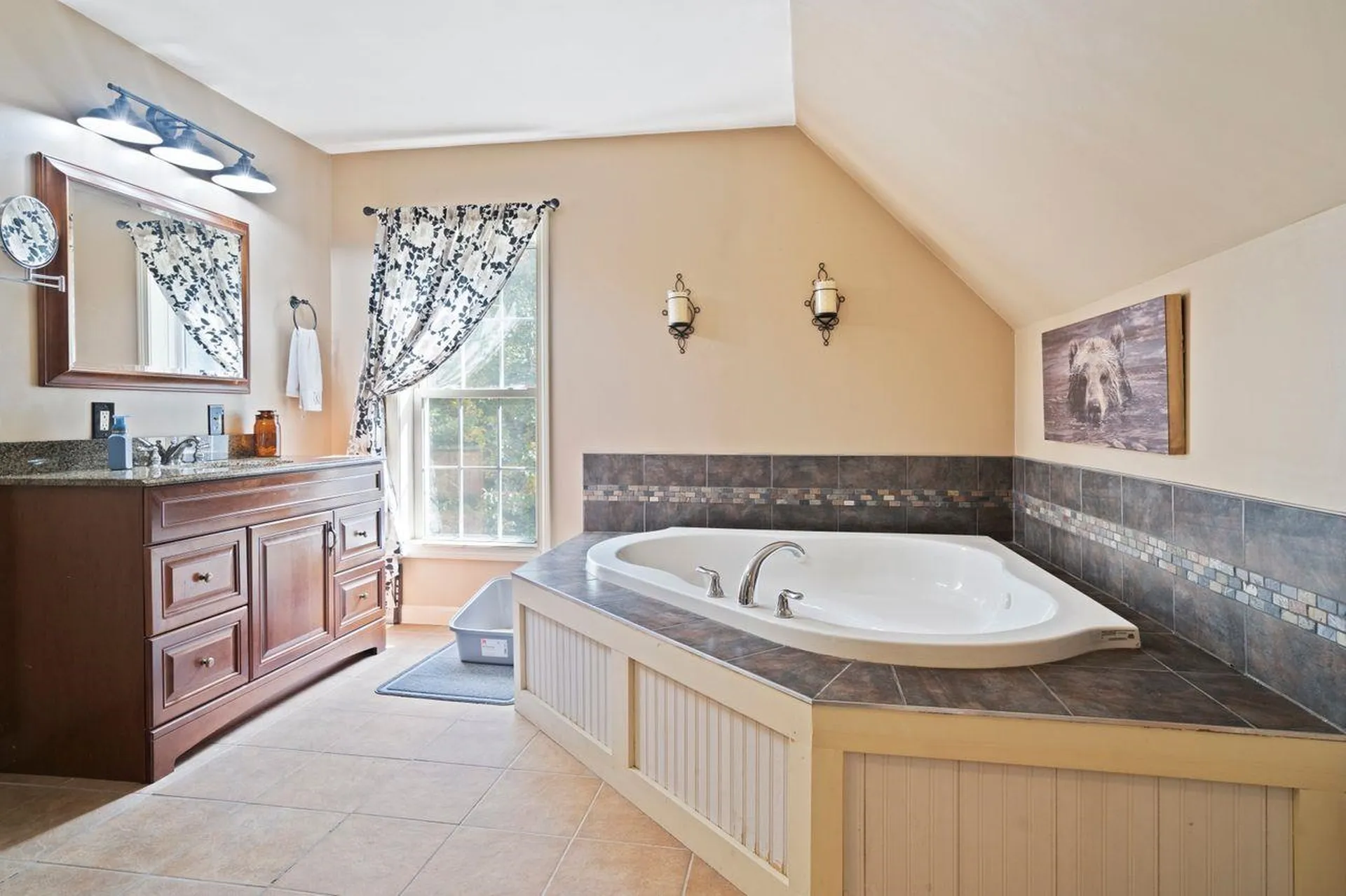 87 Garney Road Brookfield NH 03872