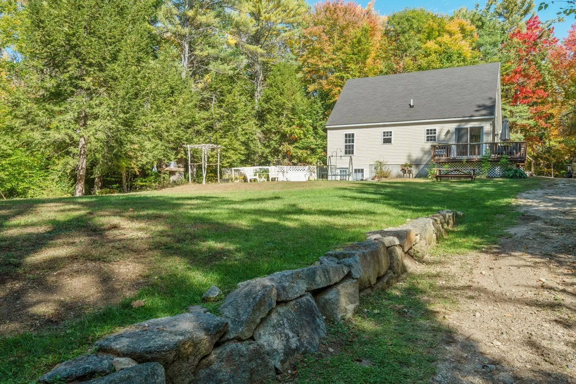 87 Garney Road Brookfield NH 03872