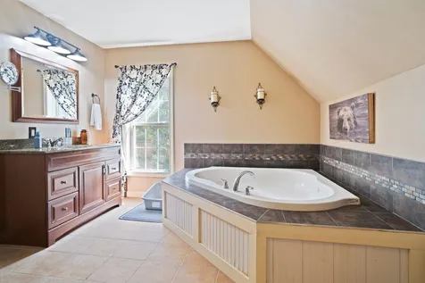 87 Garney Road Brookfield NH 03872