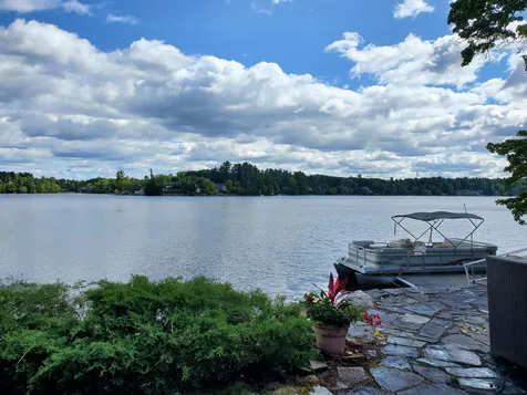 75 W. Shore Road Windham NH 03087