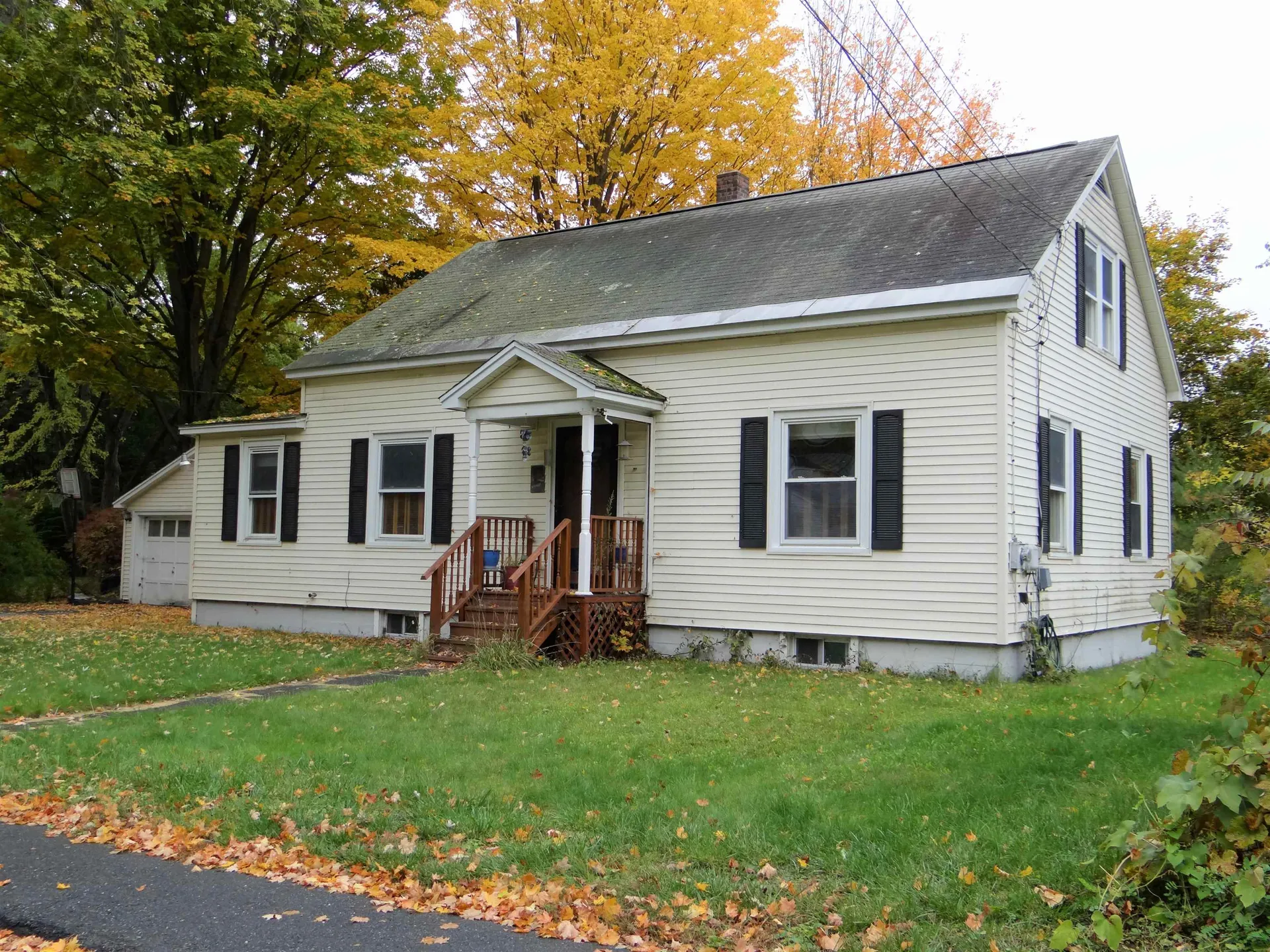 16 Mack Avenue Lebanon NH 03784
