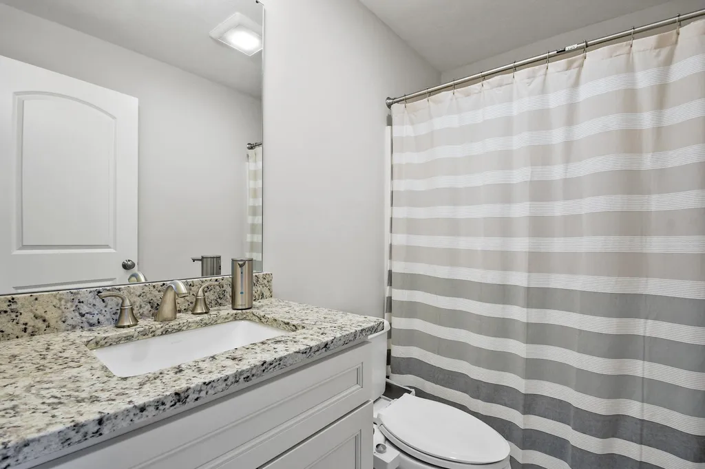 3 Firenze Way Salem NH 03079