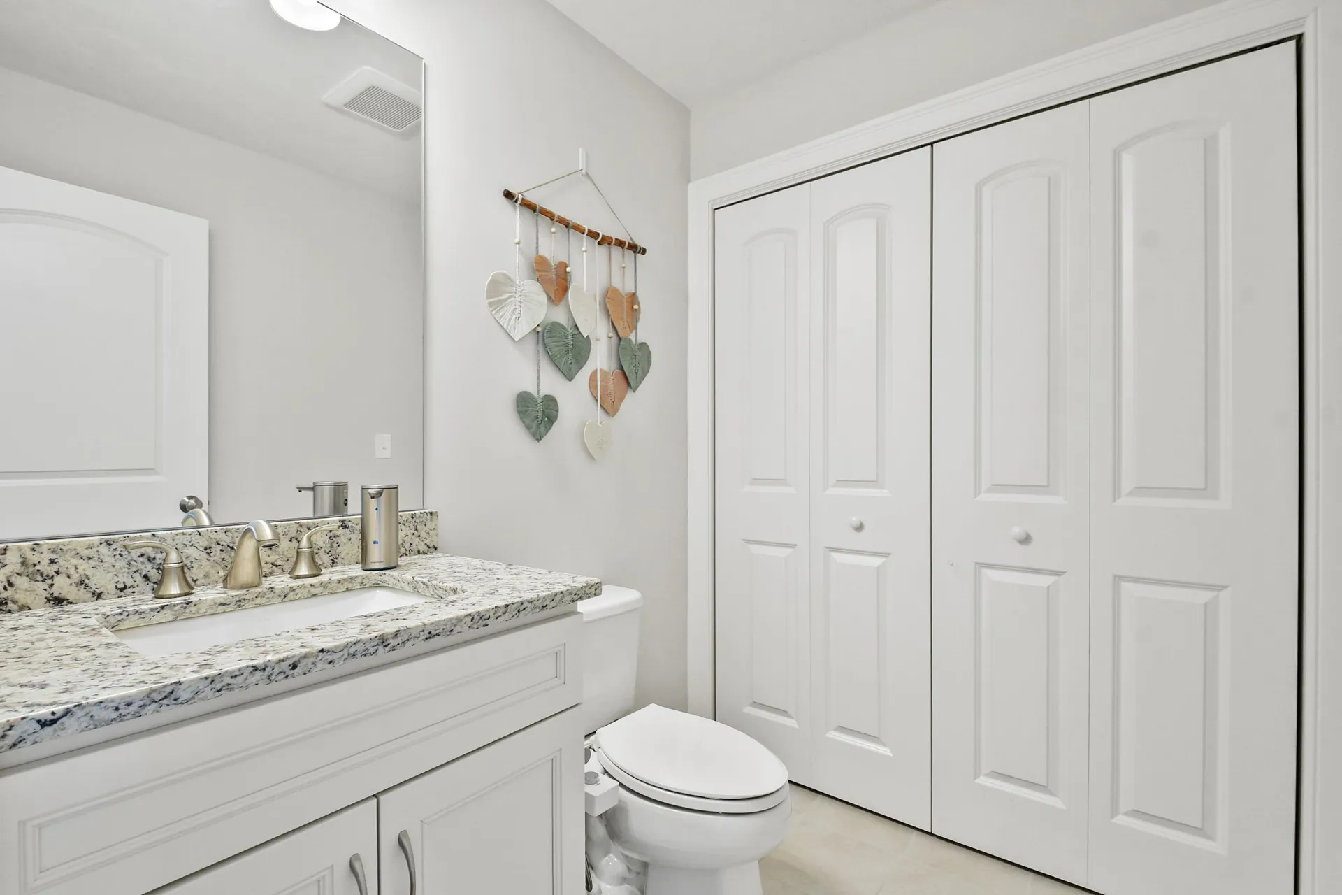 3 Firenze Way Salem NH 03079
