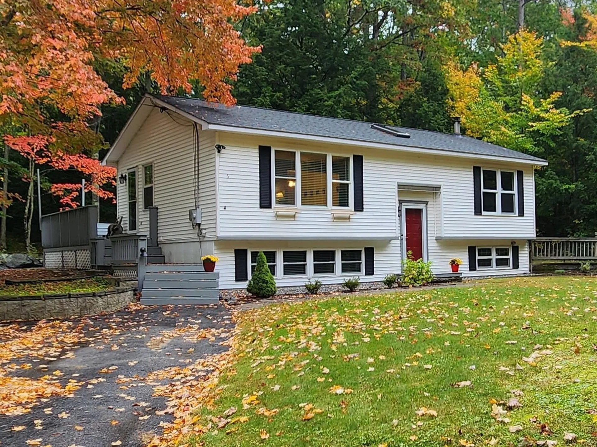 6 Christopher Robert Drive Webster NH 03303