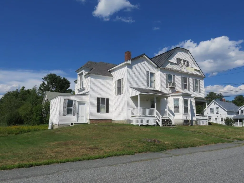 17 Canaan Street Canaan NH 03741