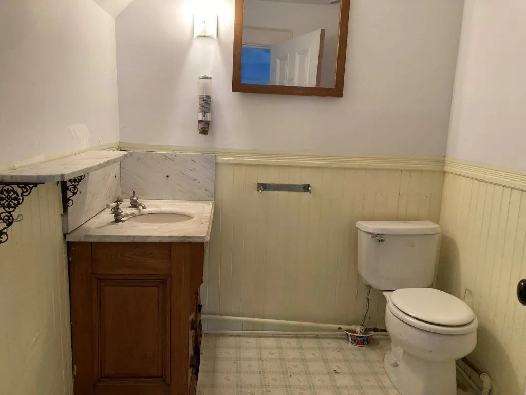 17 Canaan Street Canaan NH 03741