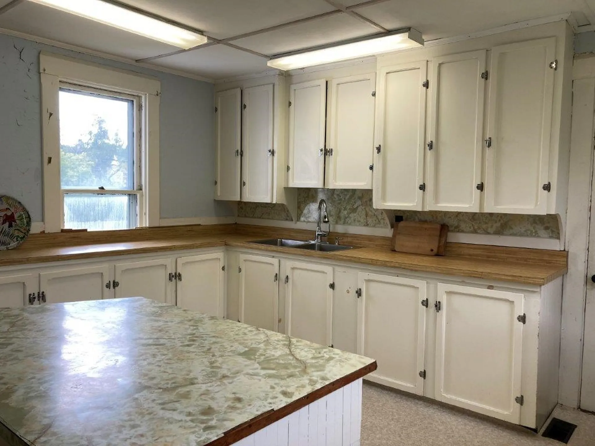 17 Canaan Street Canaan NH 03741