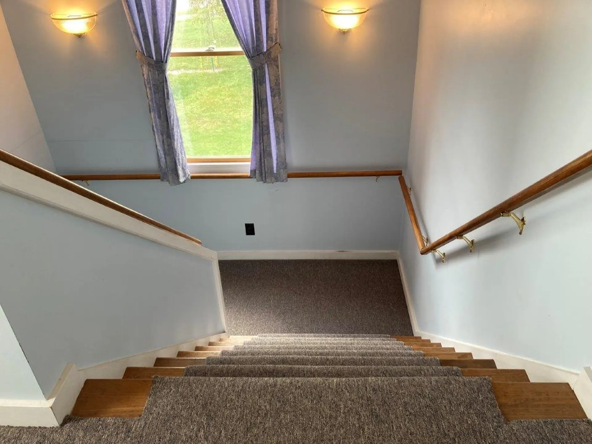 17 Canaan Street Canaan NH 03741