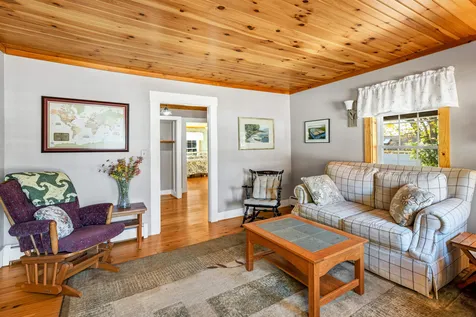 93 Bay Street Wolfeboro NH 03894