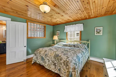 93 Bay Street Wolfeboro NH 03894