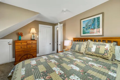 93 Bay Street Wolfeboro NH 03894