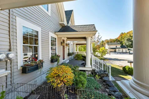 93 Bay Street Wolfeboro NH 03894
